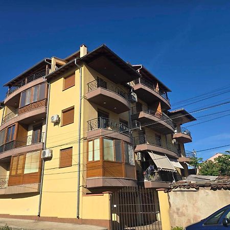 Luxury City Centre Appartment Iva Sliven Extérieur photo