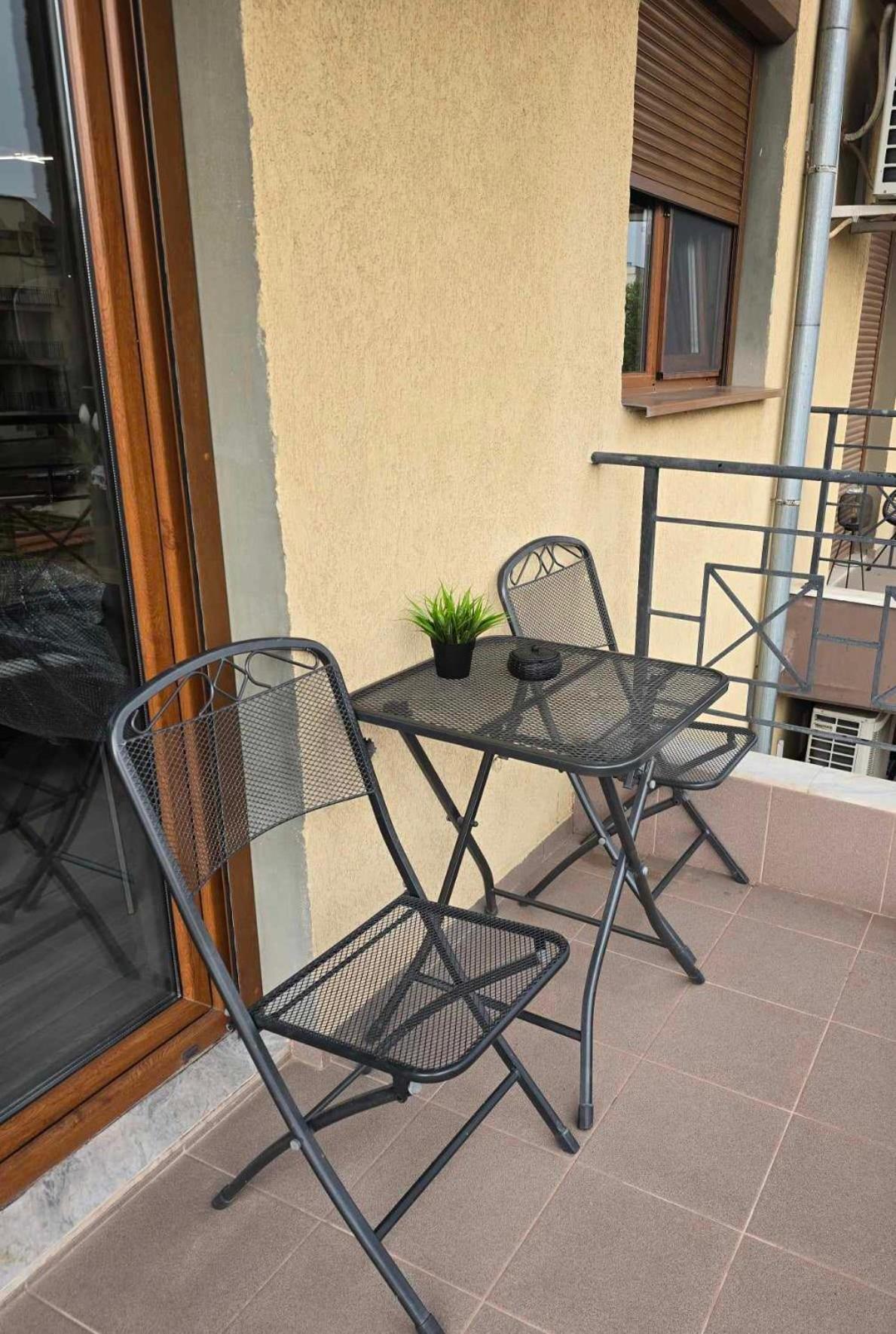 Luxury City Centre Appartment Iva Sliven Extérieur photo