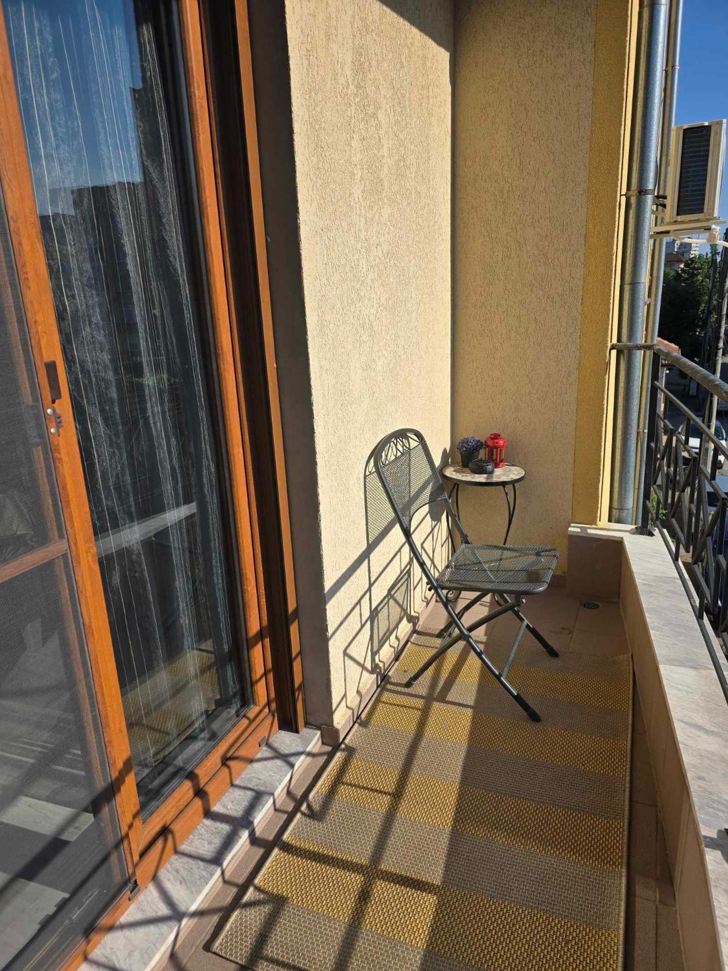 Luxury City Centre Appartment Iva Sliven Extérieur photo